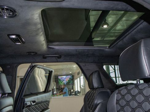 Used 2022 Hyundai Palisade Calligraphy image 15