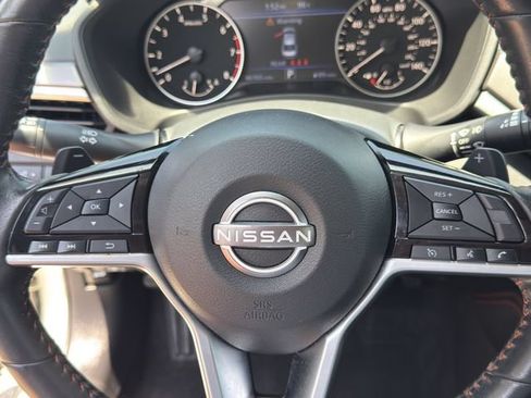 Used 2023 Nissan Altima 2.5 SR FWD image 24