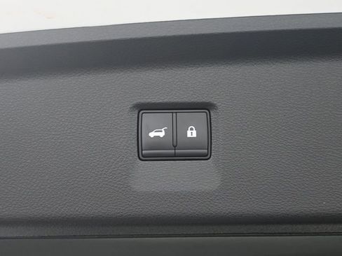 Used 2023 INFINITI QX60 Luxe w/ Vision Package image 35