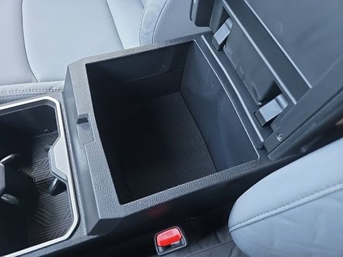 Used 2025 Toyota Tacoma SR5 image 72