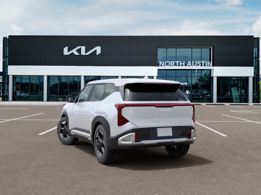 New 2027 Kia Seltos EX FWD image 4