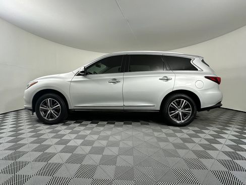Used 2017 INFINITI QX60 AWD w/ Premium Package image 16
