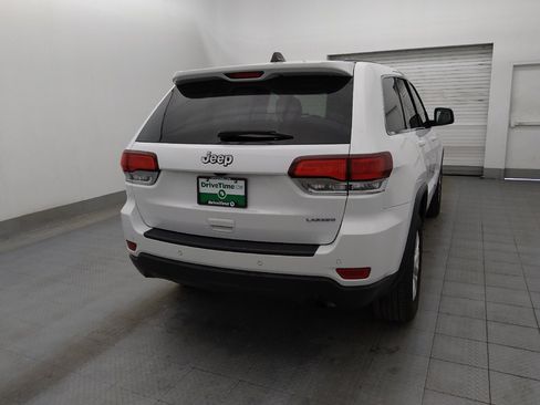 Used 2022 Jeep Grand Cherokee Laredo E image 7