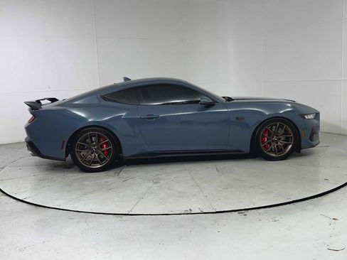 Used 2024 Ford Mustang GT Premium image 9