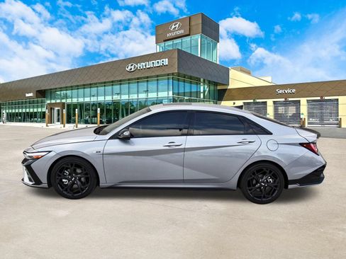 Certified 2025 Hyundai Elantra N Line FWD image 9