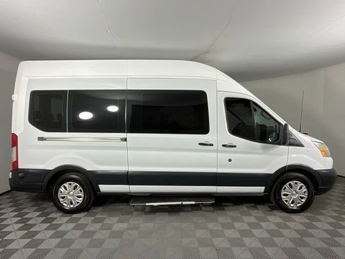 Used 2015 Ford Transit 350 XLT image 2