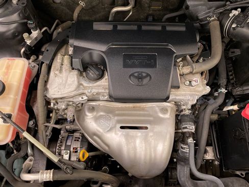 Used 2015 Toyota RAV4 XLE image 14