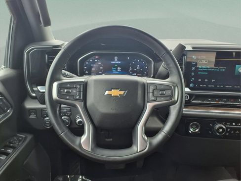 Certified 2024 Chevrolet Silverado 1500 LT AWD/4WD image 16