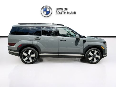 Used 2024 Hyundai Santa Fe Limited image 8