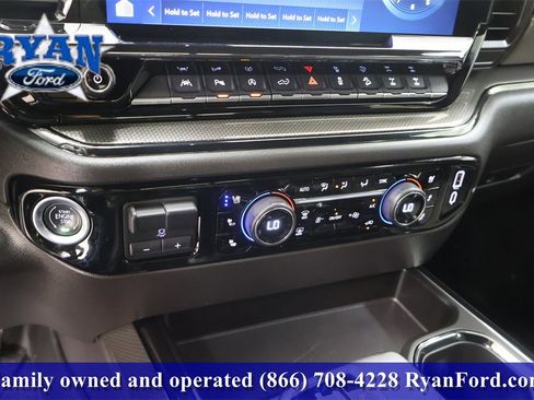 Used 2024 Chevrolet Silverado 1500 ZR2 image 25