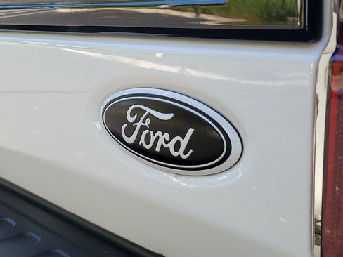 Used 2021 Ford F350 Platinum w/ Snow Plow Prep Package image 29