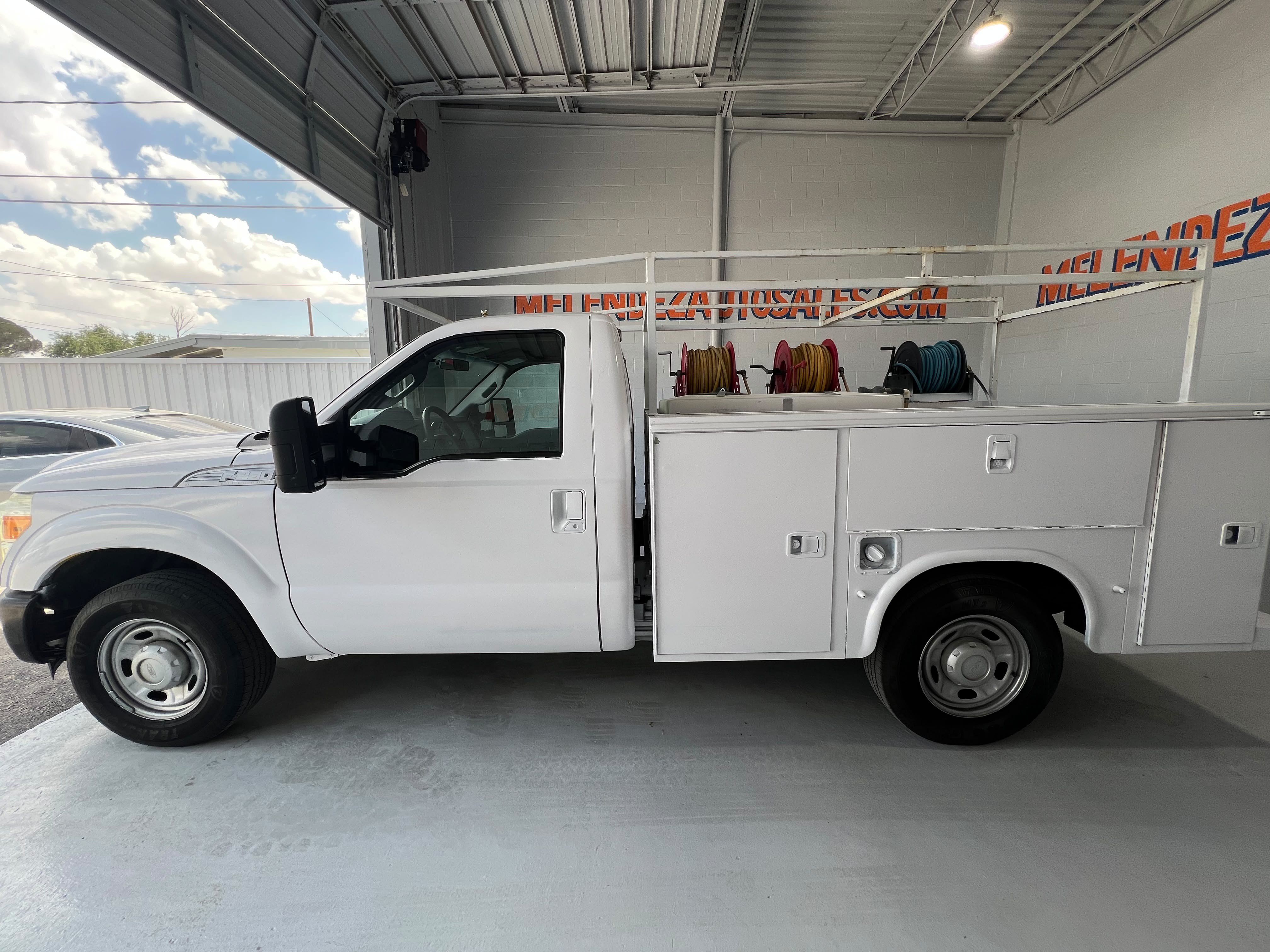 Used 2016 Ford F250 XL RWD image 2