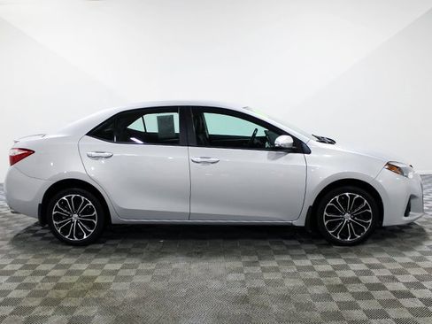 Used 2014 Toyota Corolla S image 7