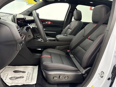 New 2026 Chevrolet Traverse RS image 25