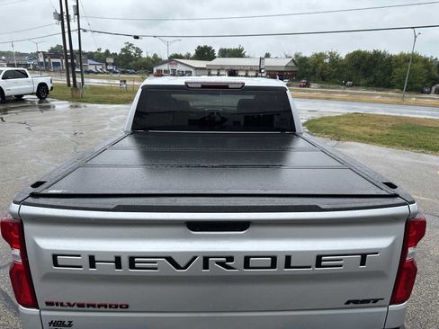 Certified 2022 Chevrolet Silverado 1500 RST w/ Redline Edition AWD/4WD image 5