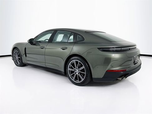 New 2025 Porsche Panamera image 3
