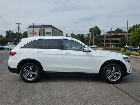 Certified 2022 Mercedes-Benz GLC 300 4MATIC w/ Premium Package Lite image 6