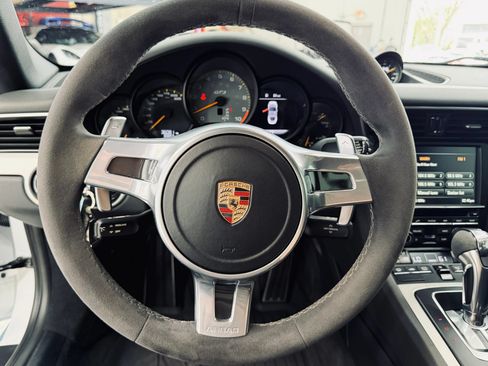 Used 2015 Porsche 911 GT3 RWD image 40
