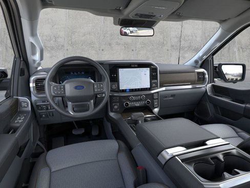 Used 2025 Ford F150 Lariat w/ Equipment Group 502A High AWD/4WD image 9