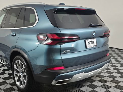 Used 2026 BMW X5 xDrive40i AWD/4WD image 11