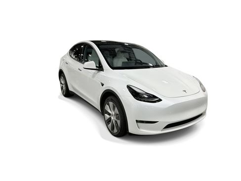 Certified 2023 Tesla Model Y Long Range AWD/4WD image 8