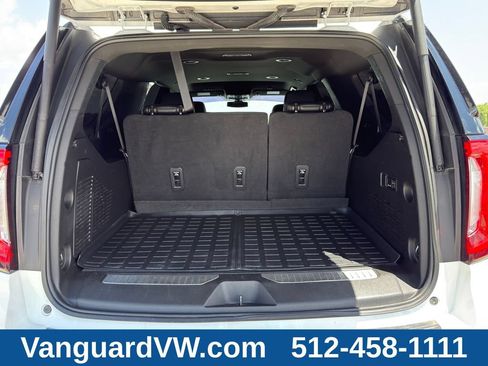 Used 2022 GMC Yukon XL Denali AWD/4WD image 9