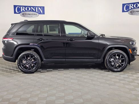 New 2025 Jeep Grand Cherokee Limited image 5