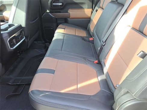 Used 2022 Chevrolet Silverado 2500 High Country w/ Safety Package II image 24