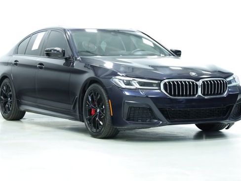 Used 2021 BMW 530i w/ M Sport Package image 3