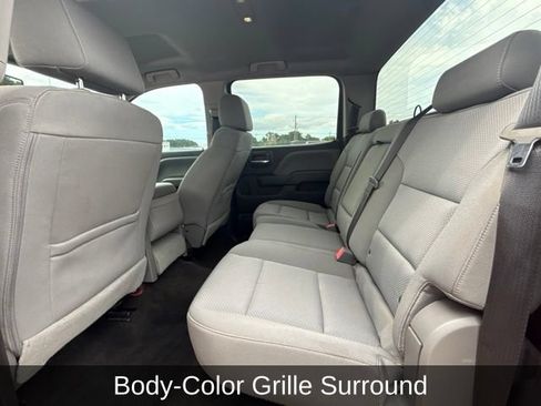 Used 2018 Chevrolet Silverado 1500 Custom w/ Custom Value Package AWD/4WD image 32