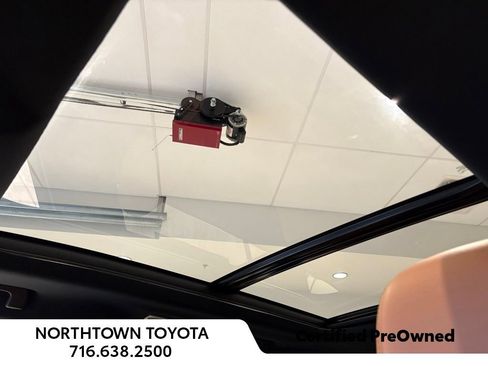 Used 2020 Toyota Highlander Platinum image 56