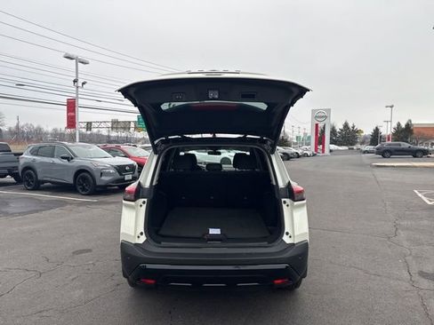 Certified 2023 Nissan Rogue SV w/ SV Premium B Package image 10