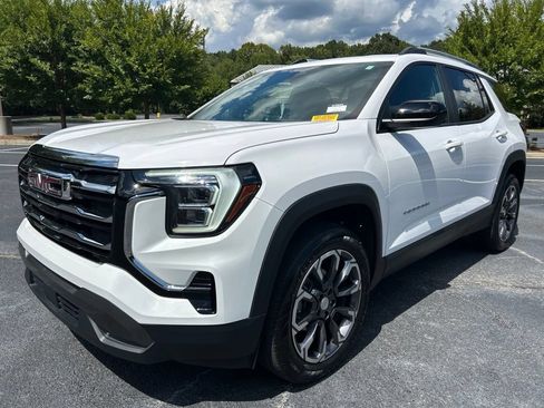 Used 2025 GMC Terrain Elevation w/ Elevation Premium Package AWD/4WD image 60