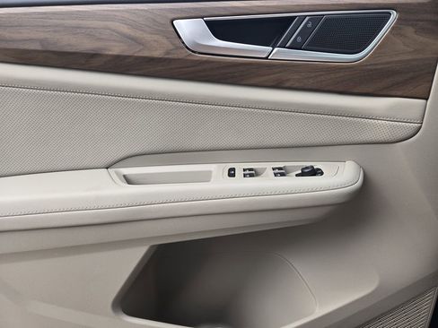 New 2026 Volkswagen Atlas SE image 17