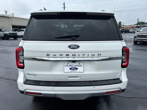 Used 2023 Ford Expedition Limited AWD/4WD image 6