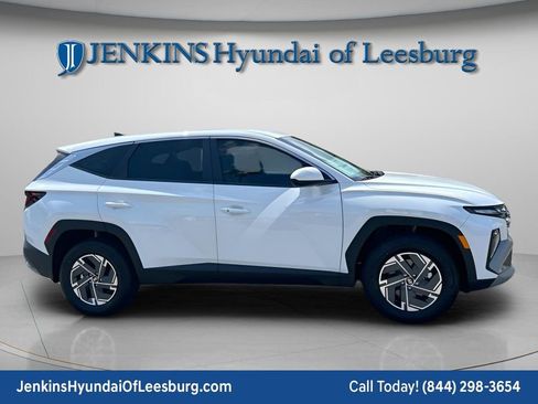 New 2026 Hyundai Tucson Blue SE AWD/4WD image 2