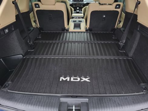 Used 2025 Acura MDX FWD image 9