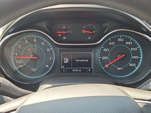 Used 2018 Chevrolet Cruze LS FWD image 12