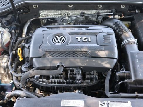 Used 2015 Volkswagen GTI Autobahn w/ Lighting Package (SEL) FWD image 40