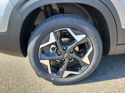 New 2026 Kia Seltos S FWD image 27