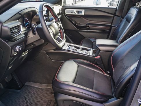 Used 2022 Ford Explorer ST-Line w/ Class IV Trailer Tow Package image 18