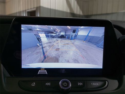 Used 2020 Chevrolet Blazer LT image 22