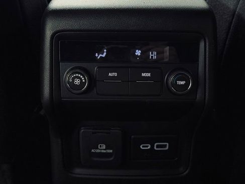 Used 2023 GMC Acadia SLE AWD/4WD image 24