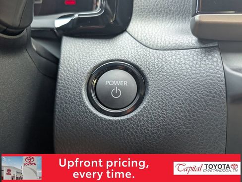 Used 2026 Toyota Camry SE FWD image 19