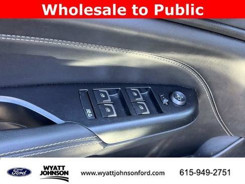 Used 2015 Cadillac SRX Performance w/ Driver Awareness Package image 22