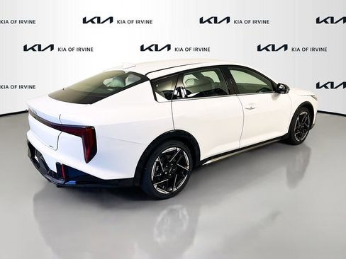 New 2026 Kia K4 GT-Line image 7
