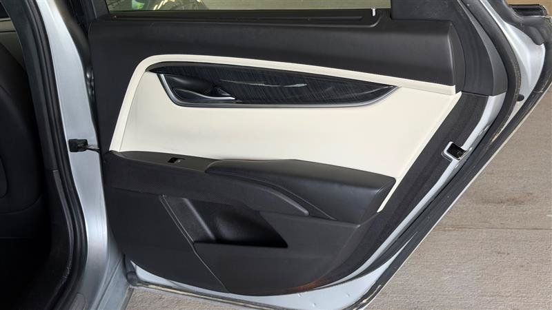 Used 2014 Cadillac XTS Platinum AWD/4WD image 40