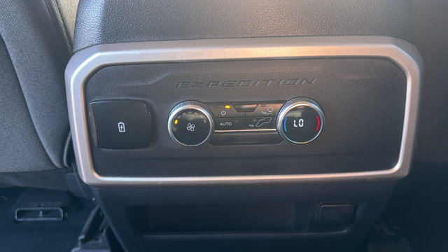 Certified 2024 Ford Expedition XLT AWD/4WD image 21