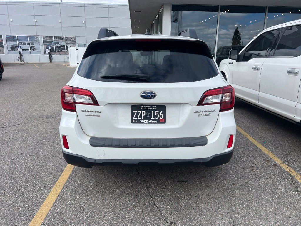 Used 2017 Subaru Outback 2.5i Premium AWD/4WD image 6