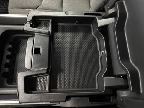 Used 2021 RAM 1500 Big Horn AWD/4WD image 45